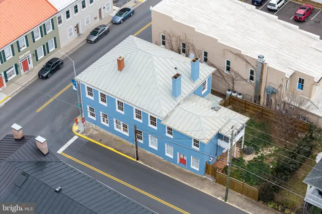 $429,900 | 221 West Main Street, Luray, VA 22835