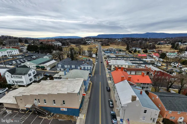 $429,900 | 221 West Main Street, Luray, VA 22835