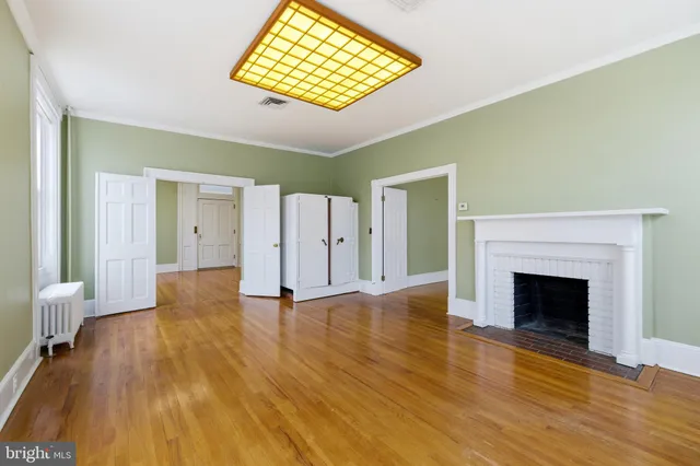 $429,900 | 221 West Main Street, Luray, VA 22835