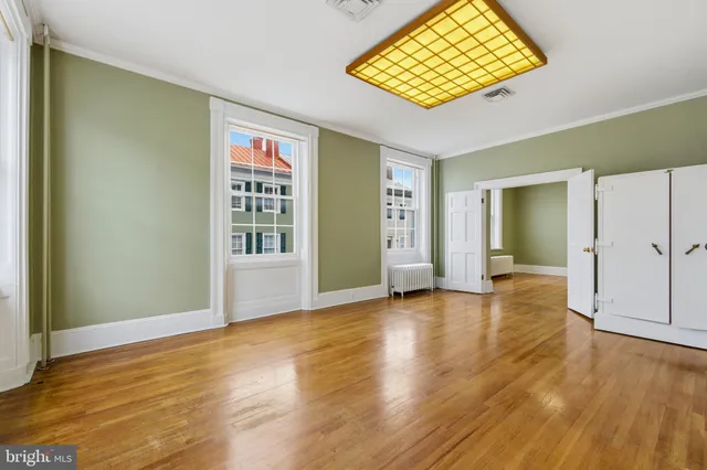 $429,900 | 221 West Main Street, Luray, VA 22835