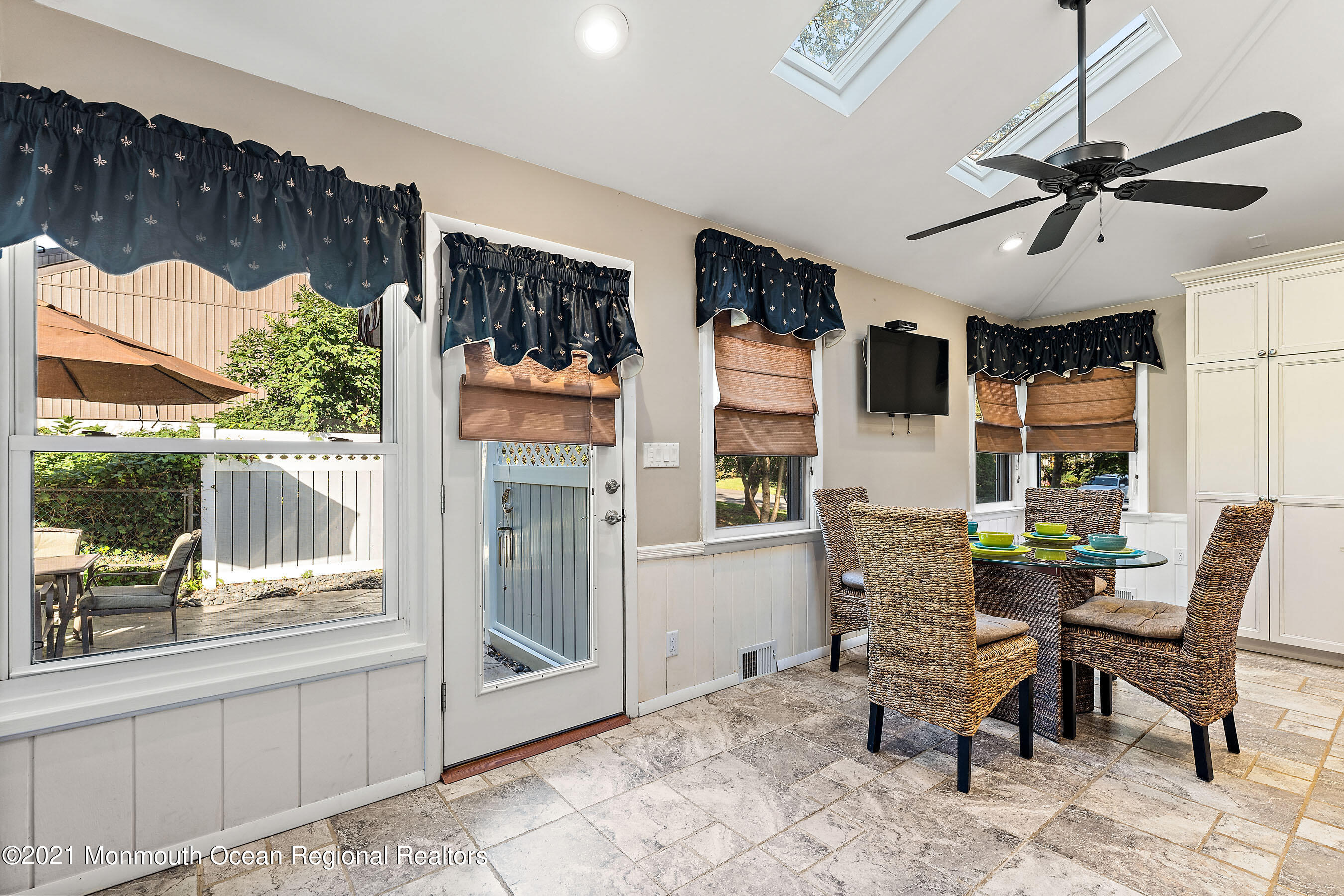 105 Bruce Road Red Bank, NJ 07701 - Photo 10 of 26 a dining room with furniture and window