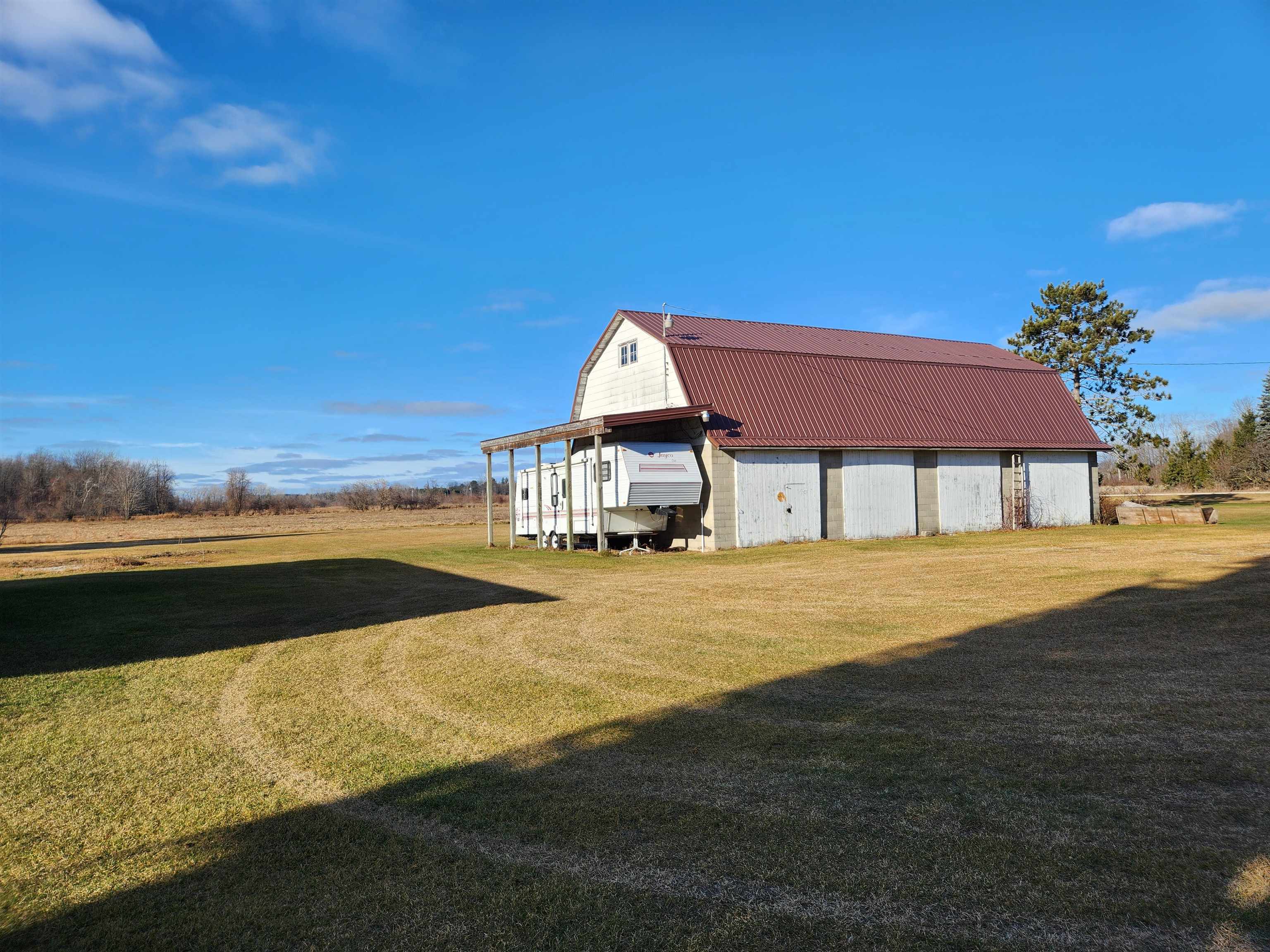 683 Hickory Island Road Standish, MI 48658 - Photo 7 of 31