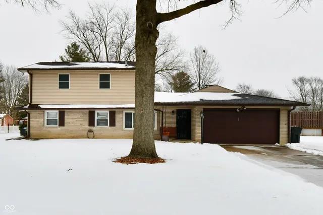 $309,000 | 17 Roselawn Avenue, Brownsburg, IN 46112