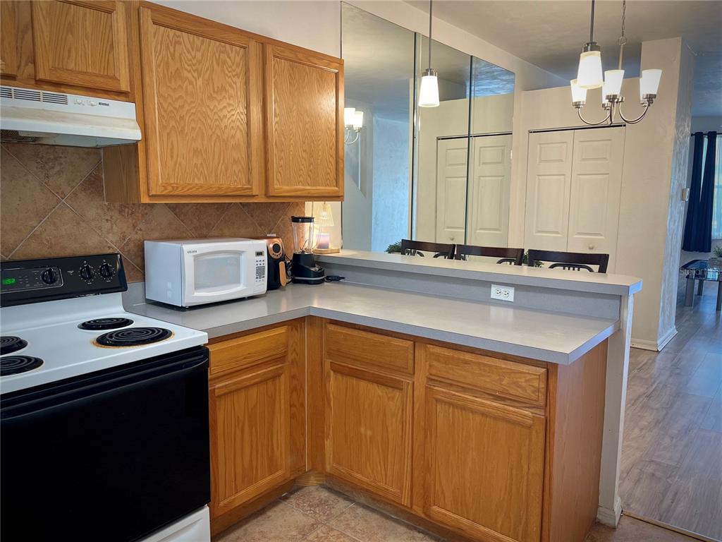 3970 Southwest 20th Avenue, Unit 906 Gainesville, FL 32607 - Photo 6 of 21 Gallery Image 6