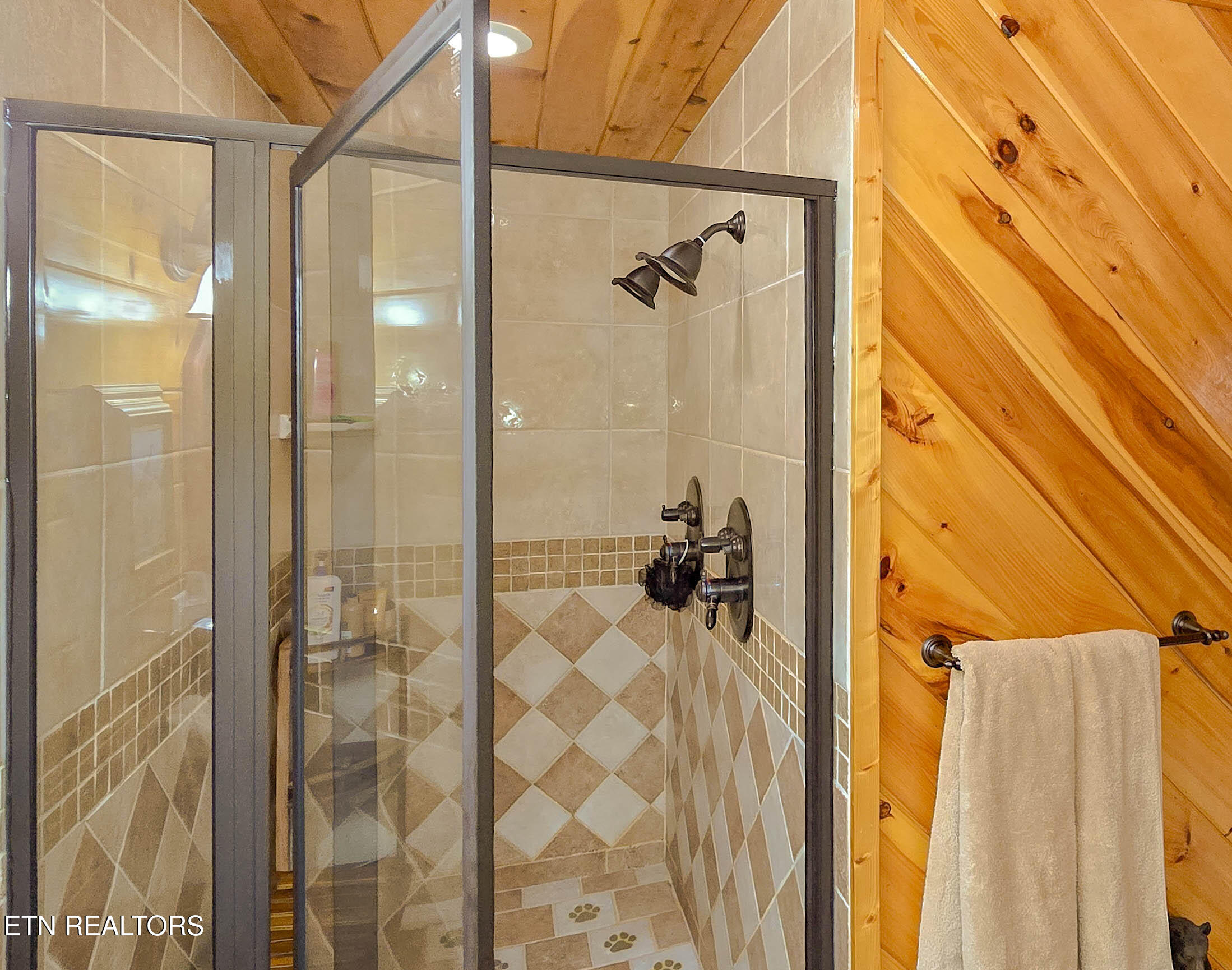 3341 Sugar Maple Loop Road Sevierville, TN 37862 - Photo 33 of 60 20240413_161713