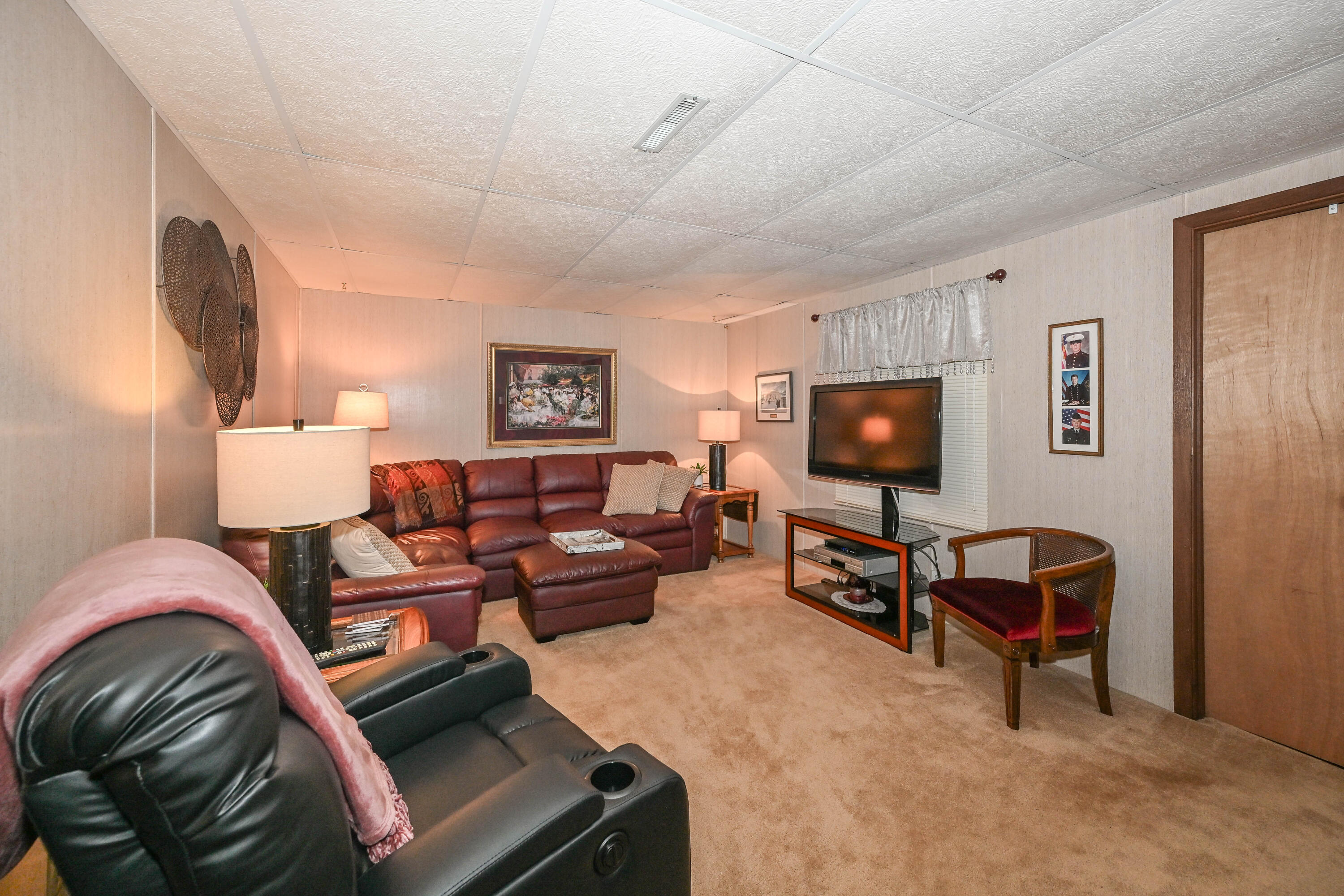 359 Lexington Court, Unit B Pewaukee, WI 53072 - Photo 20 of 35 Lower level