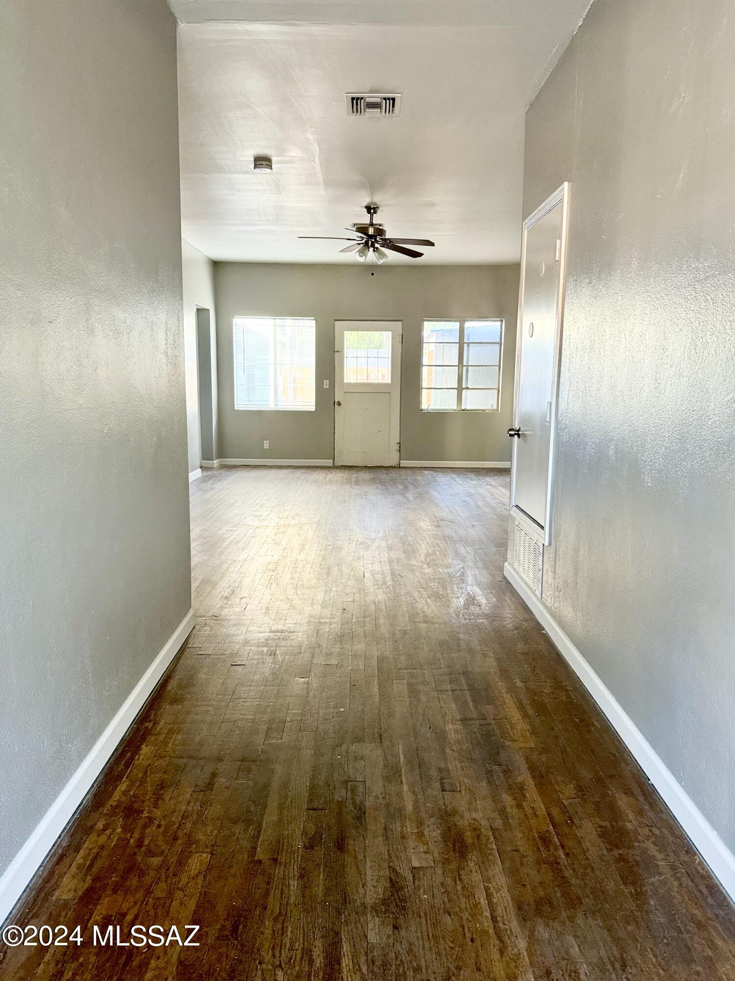 365 West Walnut Street Nogales, AZ 85621 - Photo 2 of 12