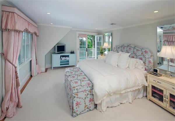 29 Boulder Road Wellesley, MA 02481 - Photo 16 of 28 Gallery Image 16