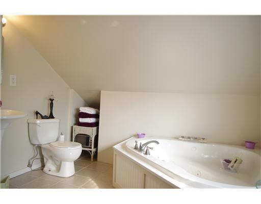 17 Rhodes Avenue Green Tree, PA 15220 - Photo 11 of 14 Master Bath/Spa. Ceramic title floor, corner jet spray tub. . .