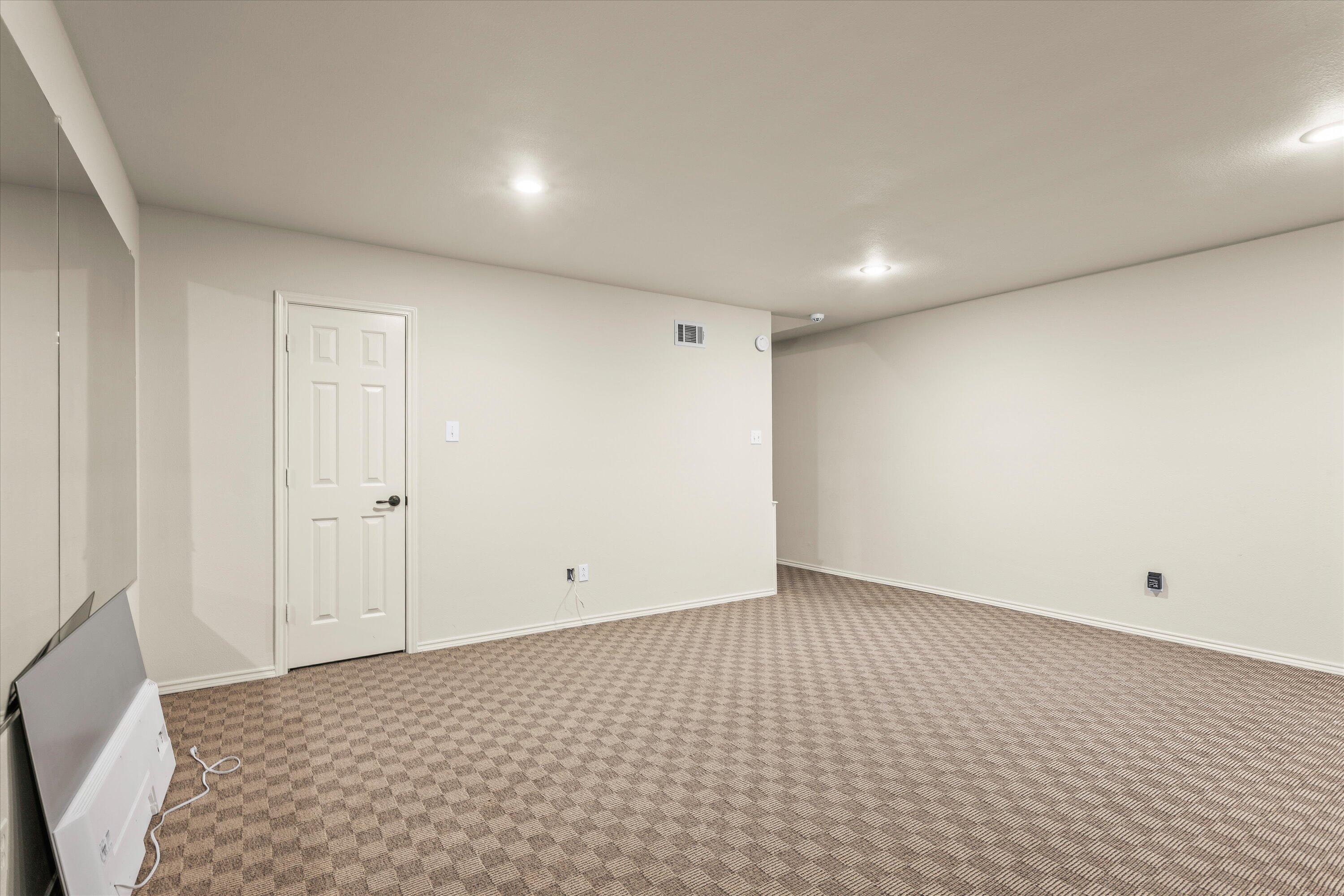 5110 96th Street Lubbock, TX 79424 - Photo 40 of 50 a view of an empty room