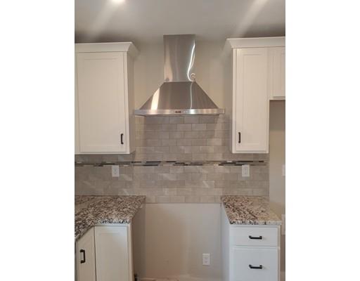 103 Youngs Road Lunenburg, MA 01462 - Photo 17 of 40