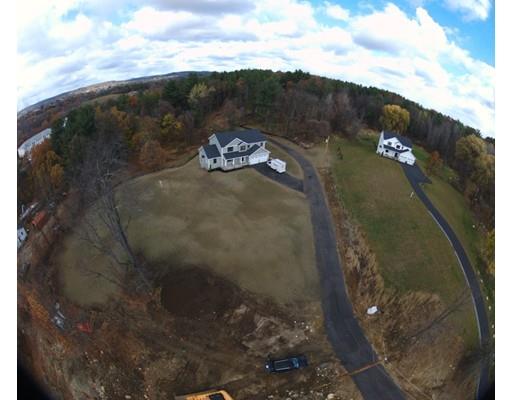 103 Youngs Road Lunenburg, MA 01462 - Photo 3 of 40