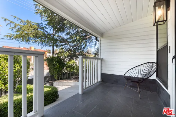 $1,149,000 | 5433 Tampa Avenue, Tarzana, CA 91356