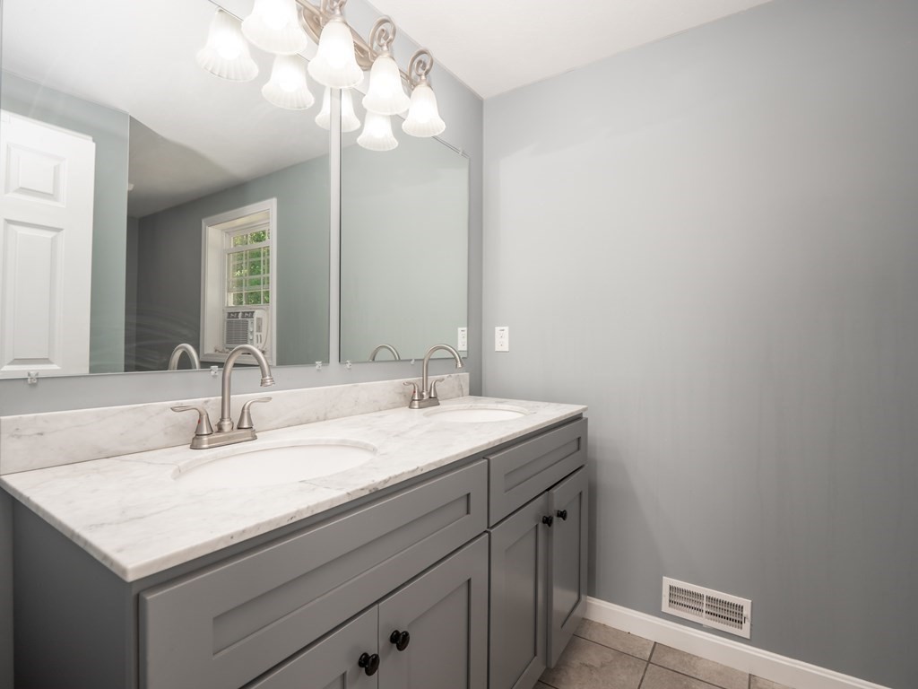 295 Bennett Road Ashby, MA 01431 - Photo 22 of 40