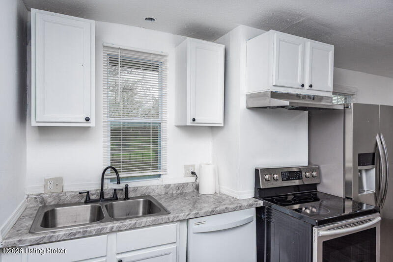 606 Country Club Road Louisville, KY 40206 - Photo 6 of 20 image019