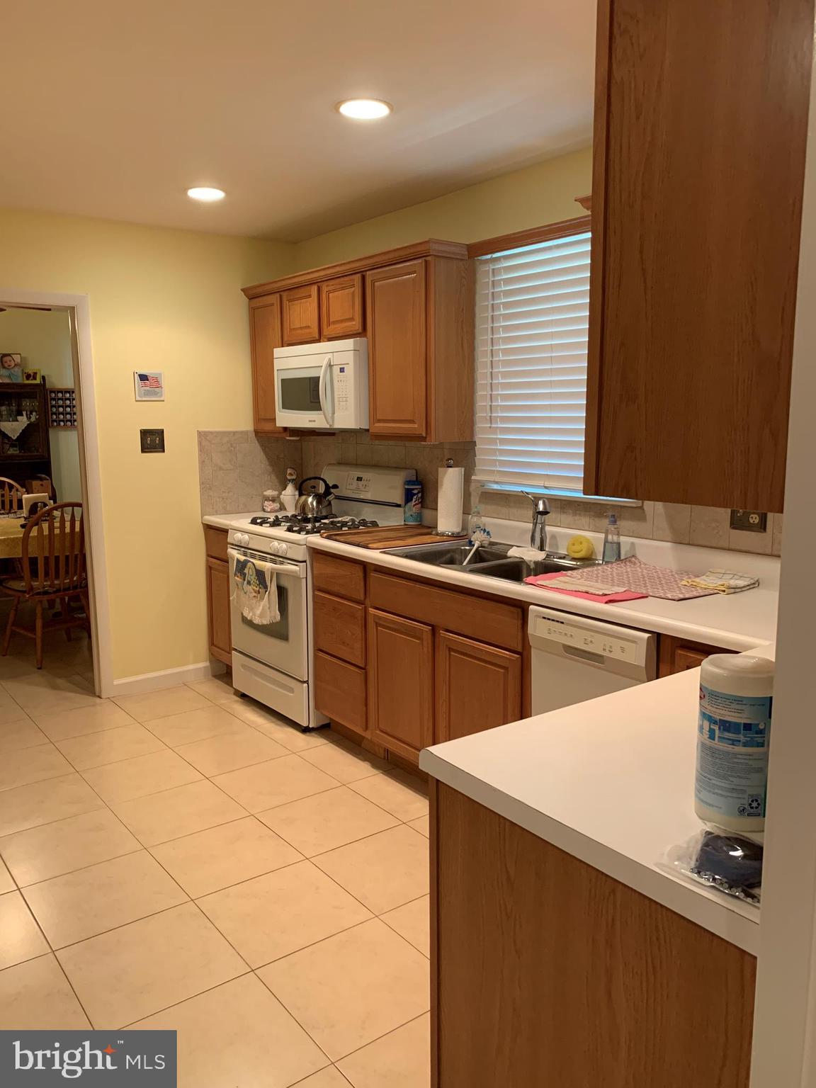 115 Erial Road Clementon, NJ 08021 - Photo 10 of 35