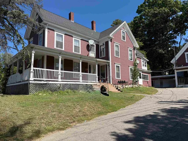 $1,100 | 1073 Union Avenue, Unit B, Laconia, NH 03246