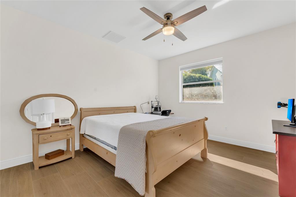 2304 Southwest Danforth Circle Palm City, FL 34990 - Photo 14 of 32