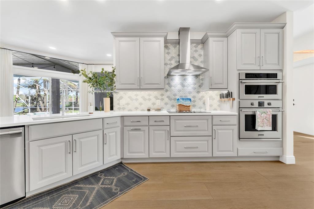 2304 Southwest Danforth Circle Palm City, FL 34990 - Photo 5 of 32