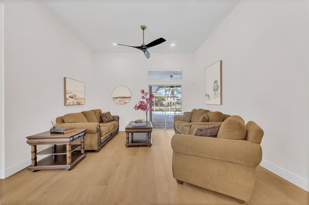 2304 Southwest Danforth Circle Palm City, FL 34990 - Photo 9 of 32