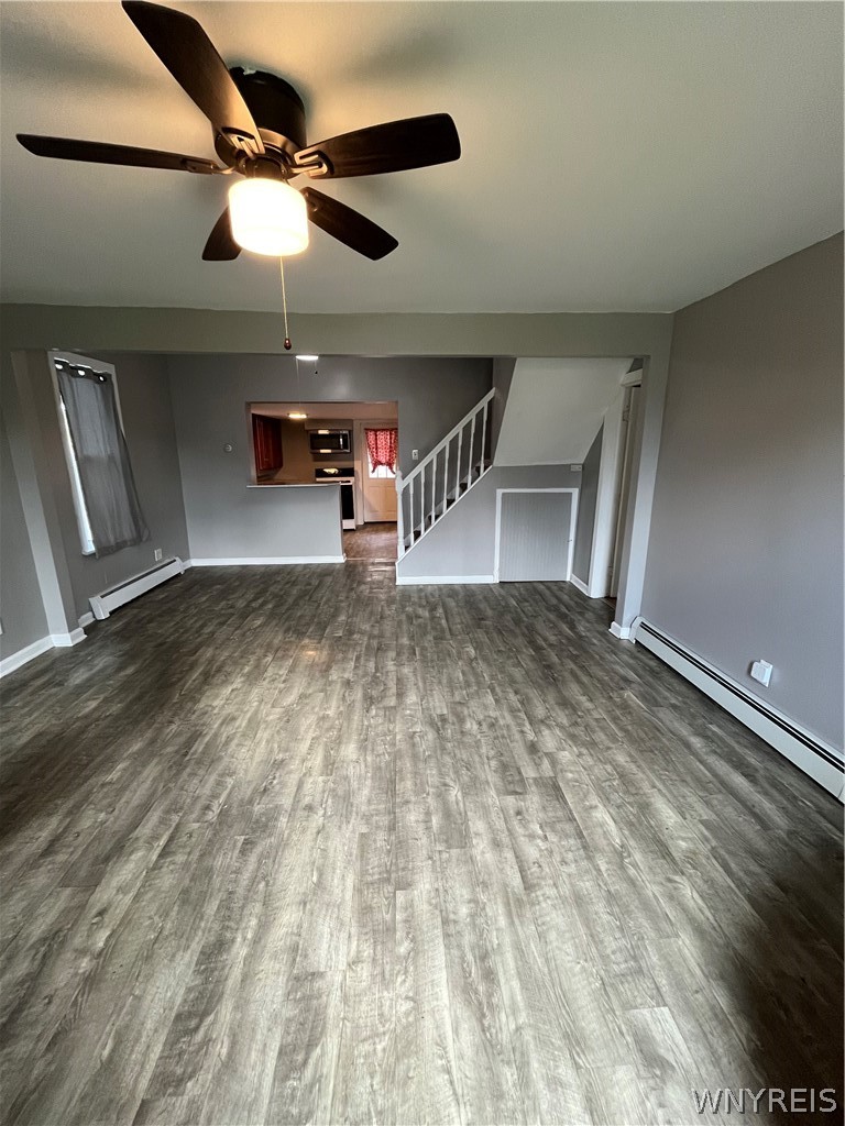 17 Edith Street Tonawanda, NY 14150 - Photo 8 of 43 LIVING ROOM FACING IN