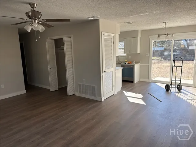 $2,000 | 78 Mallard Lane, Richmond Hill, GA 31324