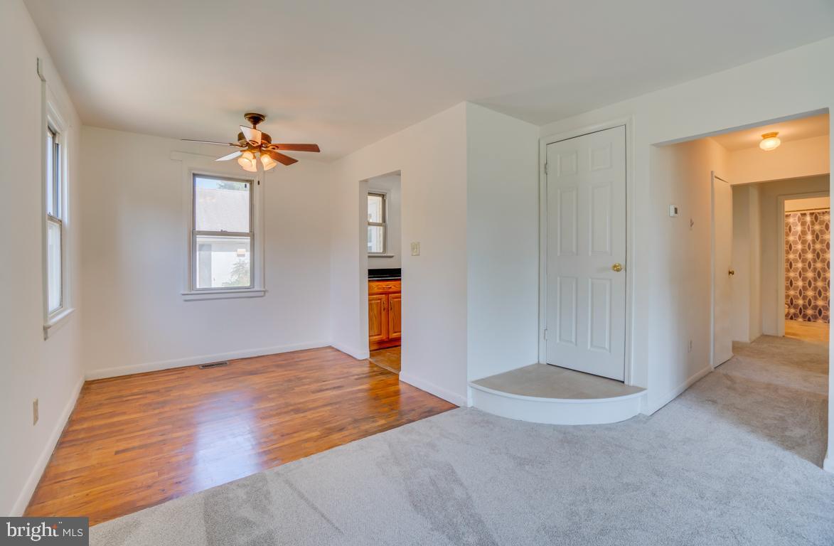 14702 Featherstone Road Woodbridge, VA 22191 - Photo 16 of 41 Gallery Image 16