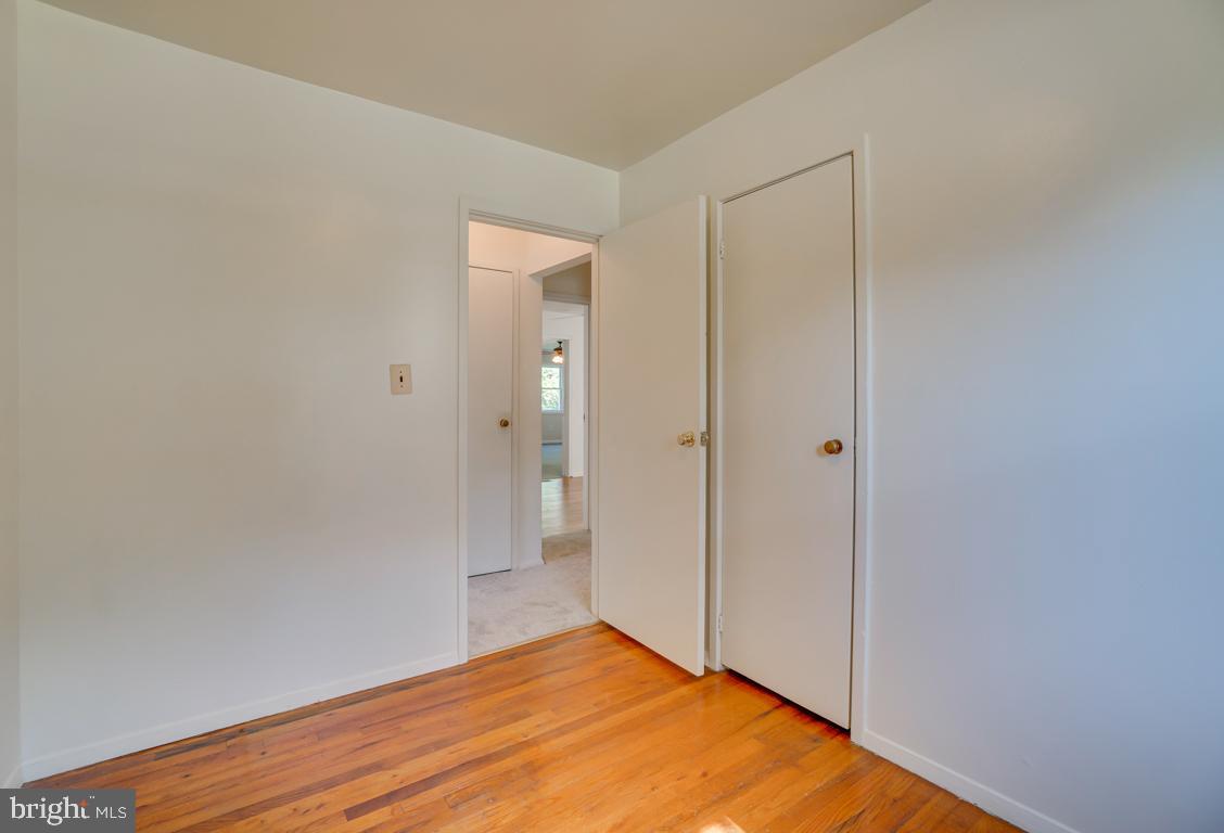 14702 Featherstone Road Woodbridge, VA 22191 - Photo 29 of 41 Gallery Image 29