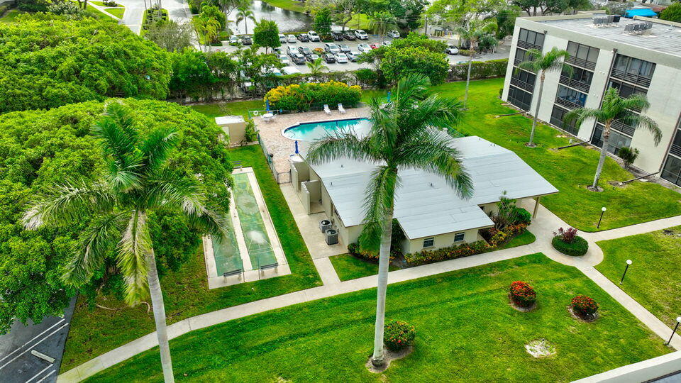 555 Banyan Tree Lane, Unit 302 Delray Beach, FL 33483 - Photo 24 of 69 24-web-or-mls-DJI_0283_4_5_6_7