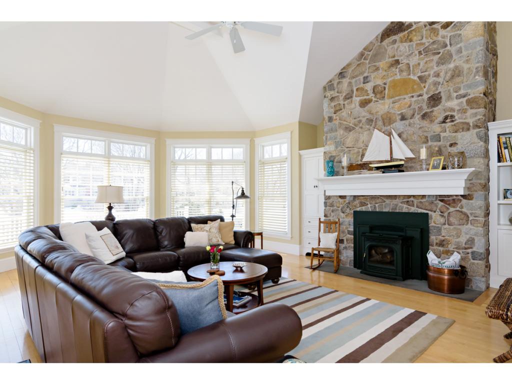 4 South Road Rye, NH 03871 - Photo 17 of 35