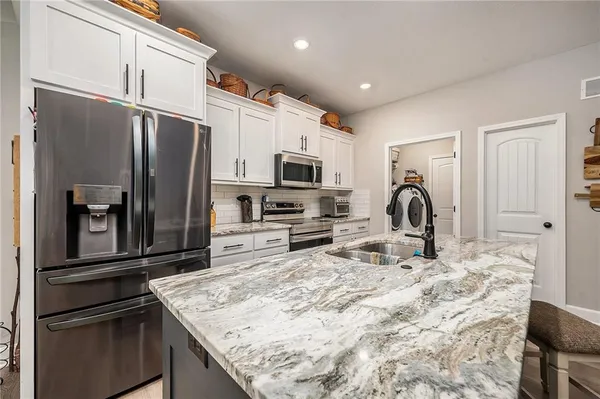 $442,000 | 208 South Marimack Drive, Kearney, MO 64060