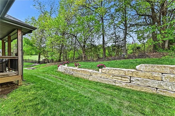 $442,000 | 208 South Marimack Drive, Kearney, MO 64060