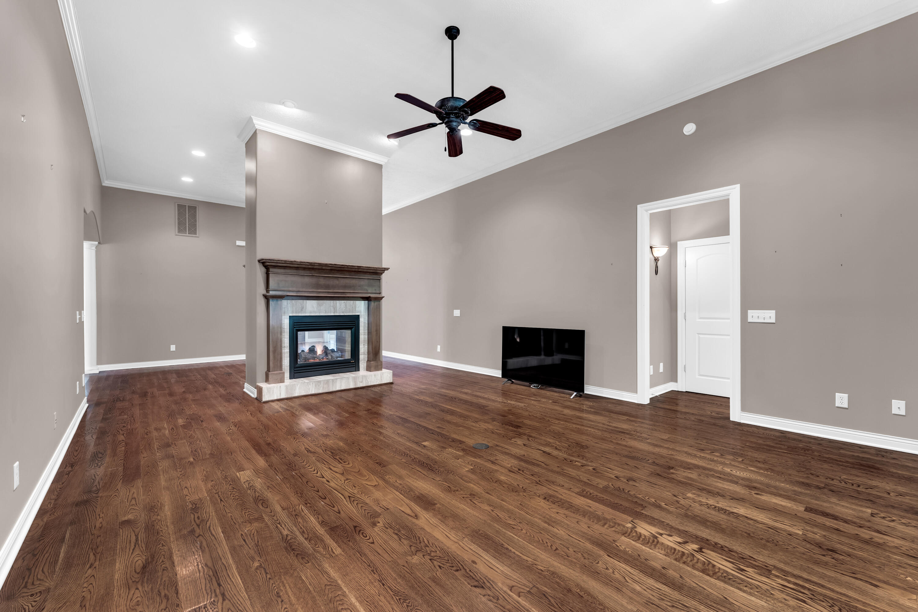 3901 East Villa Way Springfield, MO 65809 - Photo 11 of 58 VillaWay-53-19