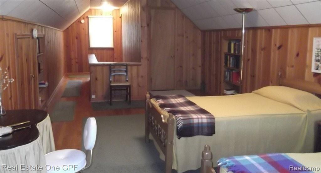 230 Ridgemont Road Grosse Pointe, MI 48236 - Photo 12 of 14 1532(2).jpg