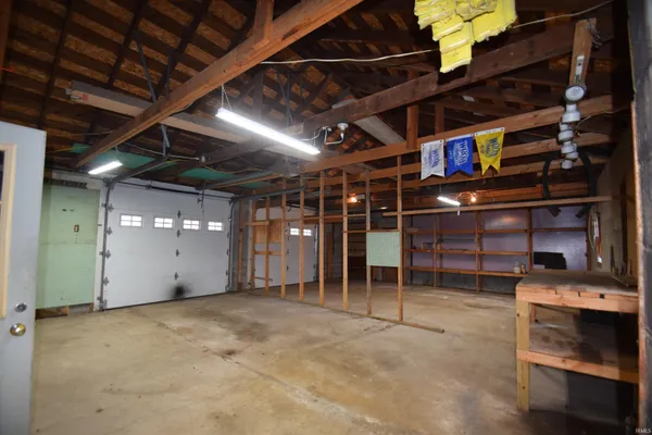 $2,350,000 | 6592 East Waco Drive, Syracuse, IN 46567