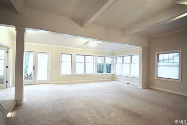 $2,350,000 | 6592 East Waco Drive, Syracuse, IN 46567