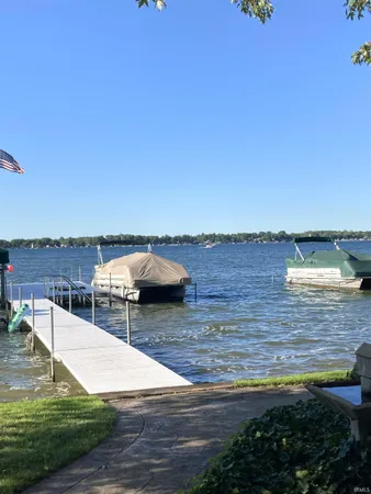 $2,350,000 | 6592 East Waco Drive, Syracuse, IN 46567