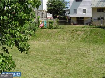 3835 Red Lion Road Philadelphia, PA 19154 - Photo 5 of 11 Exterior Back