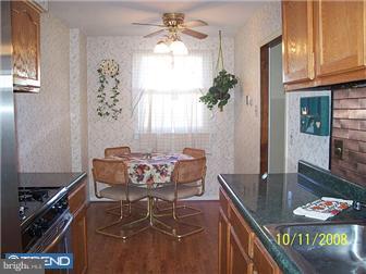 3835 Red Lion Road Philadelphia, PA 19154 - Photo 8 of 11 Kitchen