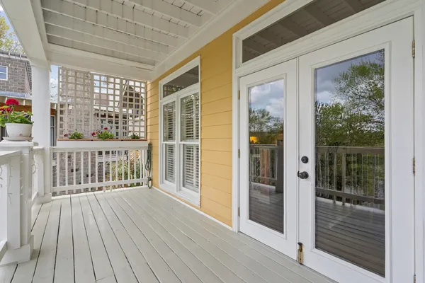 $579,000 | 182 Harbor Isle Circle East, Memphis, TN 38103