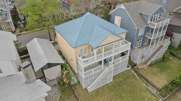 $579,000 | 182 Harbor Isle Circle East, Memphis, TN 38103