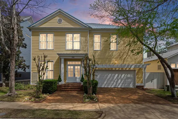 $579,000 | 182 Harbor Isle Circle East, Memphis, TN 38103