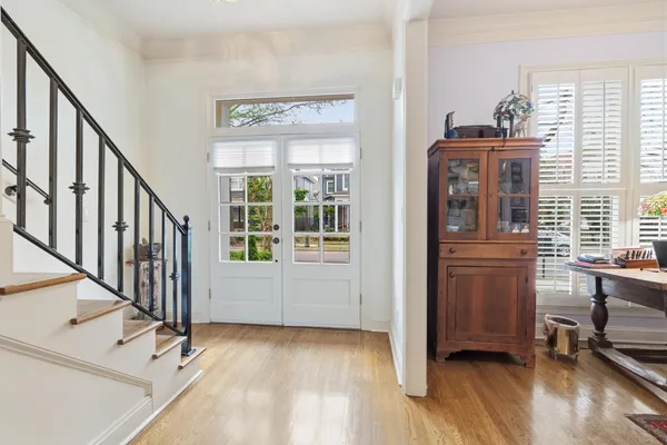 $579,000 | 182 Harbor Isle Circle East, Memphis, TN 38103