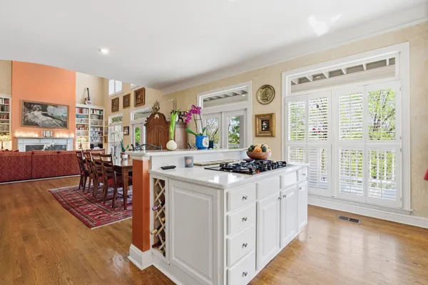 $579,000 | 182 Harbor Isle Circle East, Memphis, TN 38103