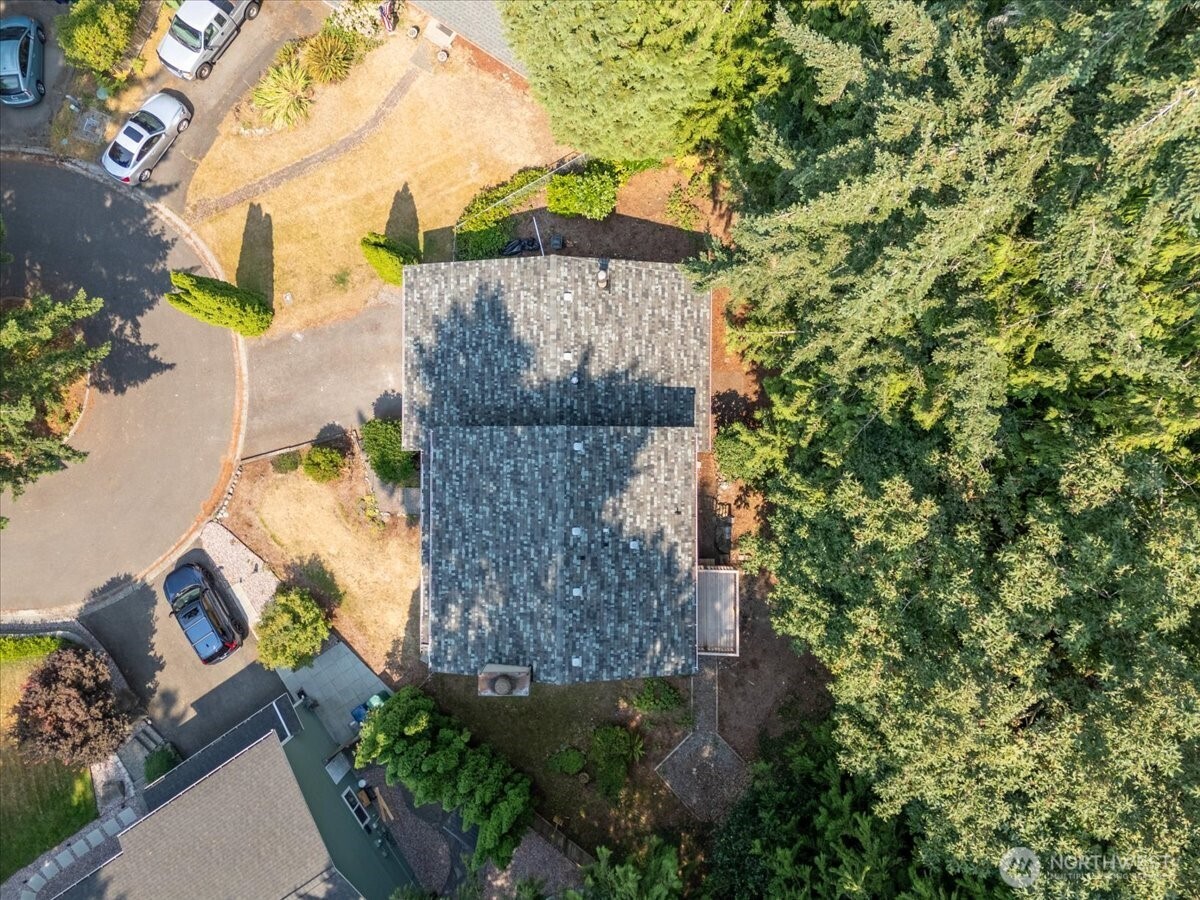 5905 147th Street Southwest Edmonds, WA 98026 - Photo 22 of 29 Gallery Image 22