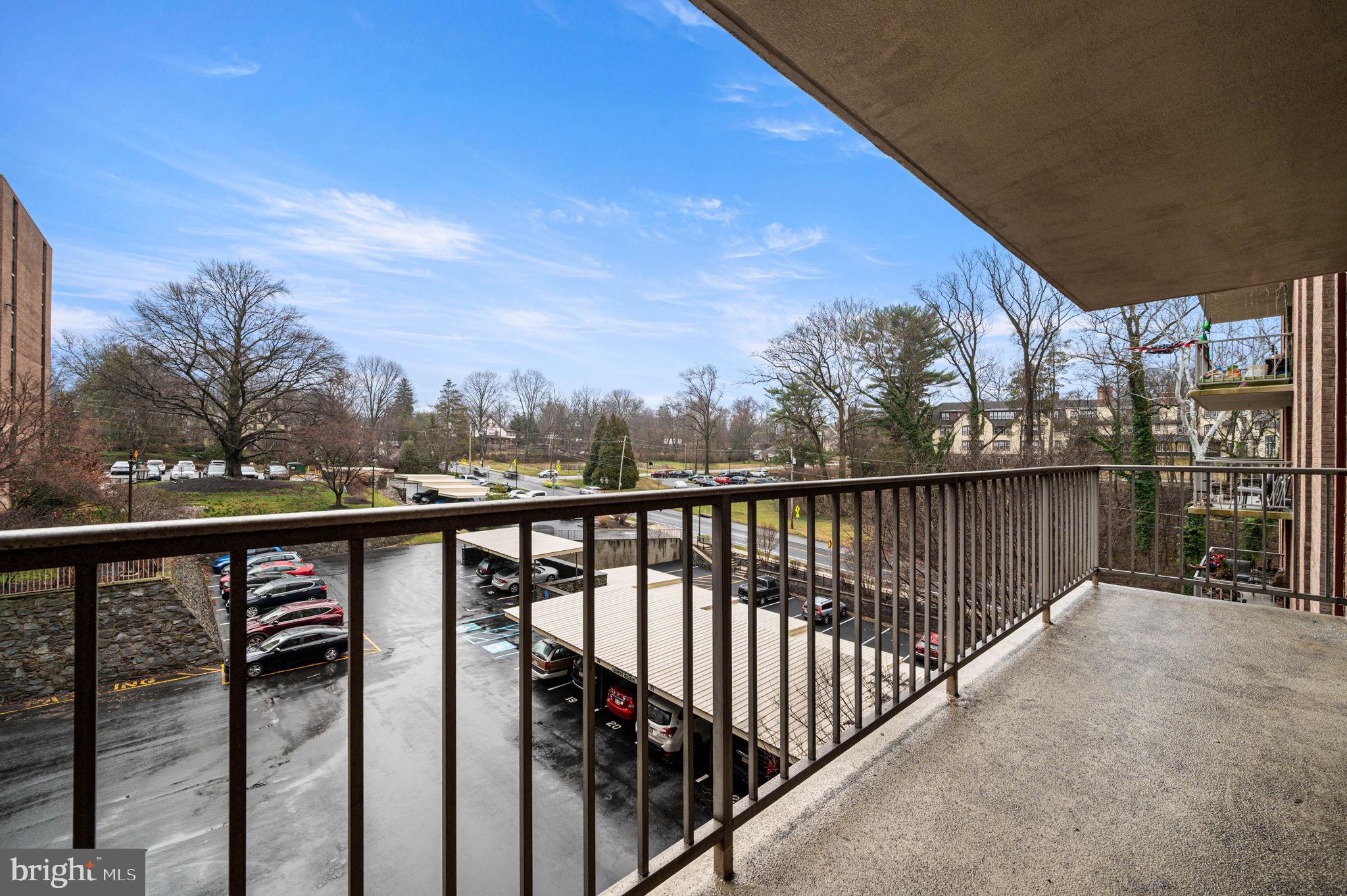 801 Yale Avenue, Unit 610 Swarthmore, PA 19081 - Photo 14 of 39 Large balcony.