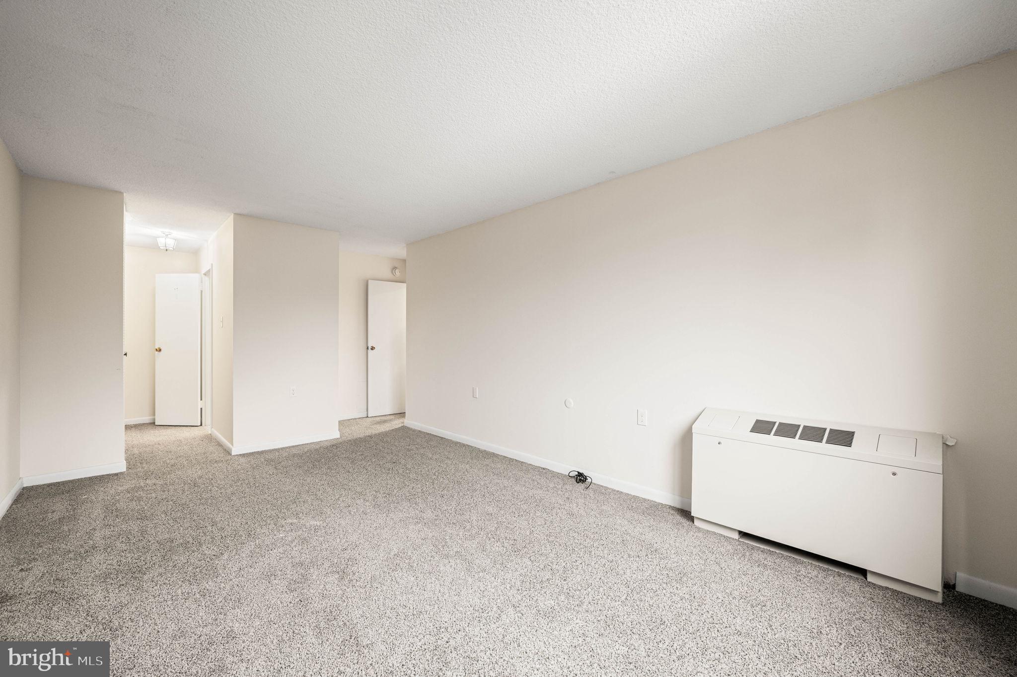 801 Yale Avenue, Unit 610 Swarthmore, PA 19081 - Photo 17 of 39 Primary bedroom.