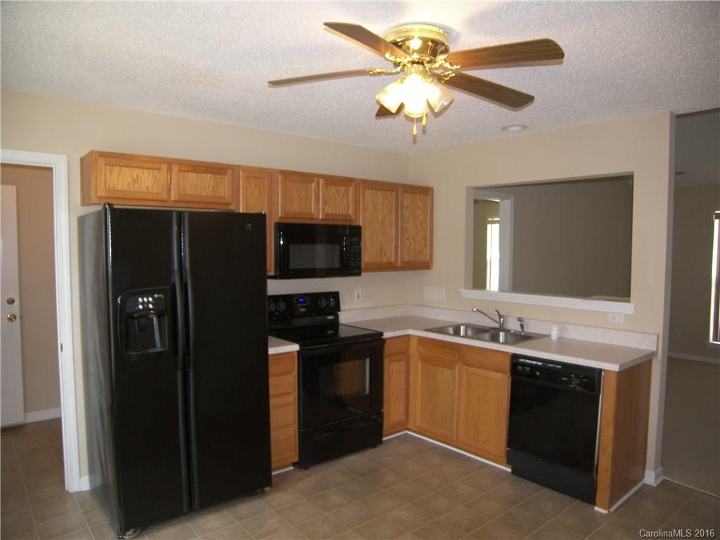 6510 Sunman Road Charlotte, NC 28216 - Photo 13 of 19 Gallery Image 13