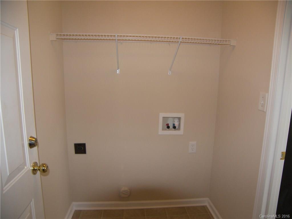 6510 Sunman Road Charlotte, NC 28216 - Photo 14 of 19 Gallery Image 14