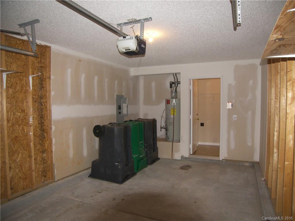 6510 Sunman Road Charlotte, NC 28216 - Photo 15 of 19 Gallery Image 15